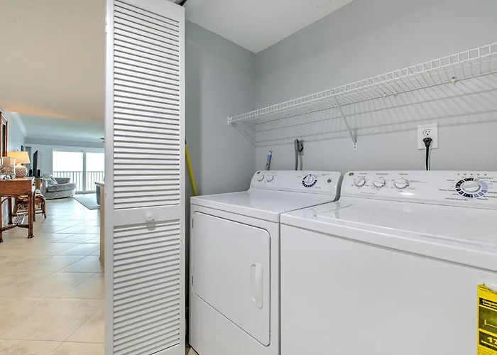Apartment Dollar 211 *